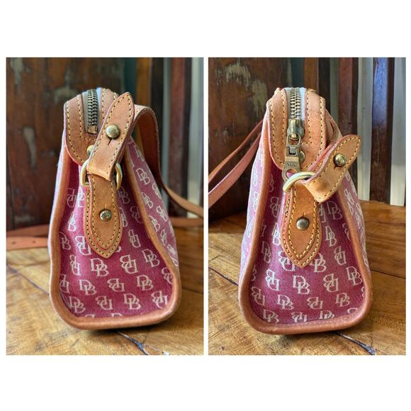 Dooney & Bourke Red Signature Canvas Tan Leather Crossbody Zipper Clutch - Picture 4 of 8